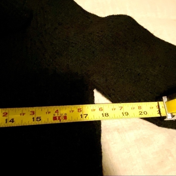 ESPRIT Turtleneck. Black chunky wool cowl neck. - Picture 7 of 9